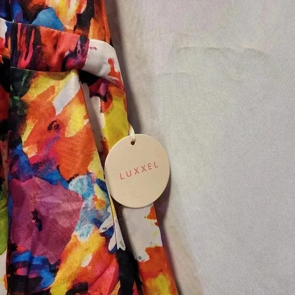 NWT Luxxel Mini Fit & Flare Halter Dress Womens‎ S Multicolor Keyhole Open Back
